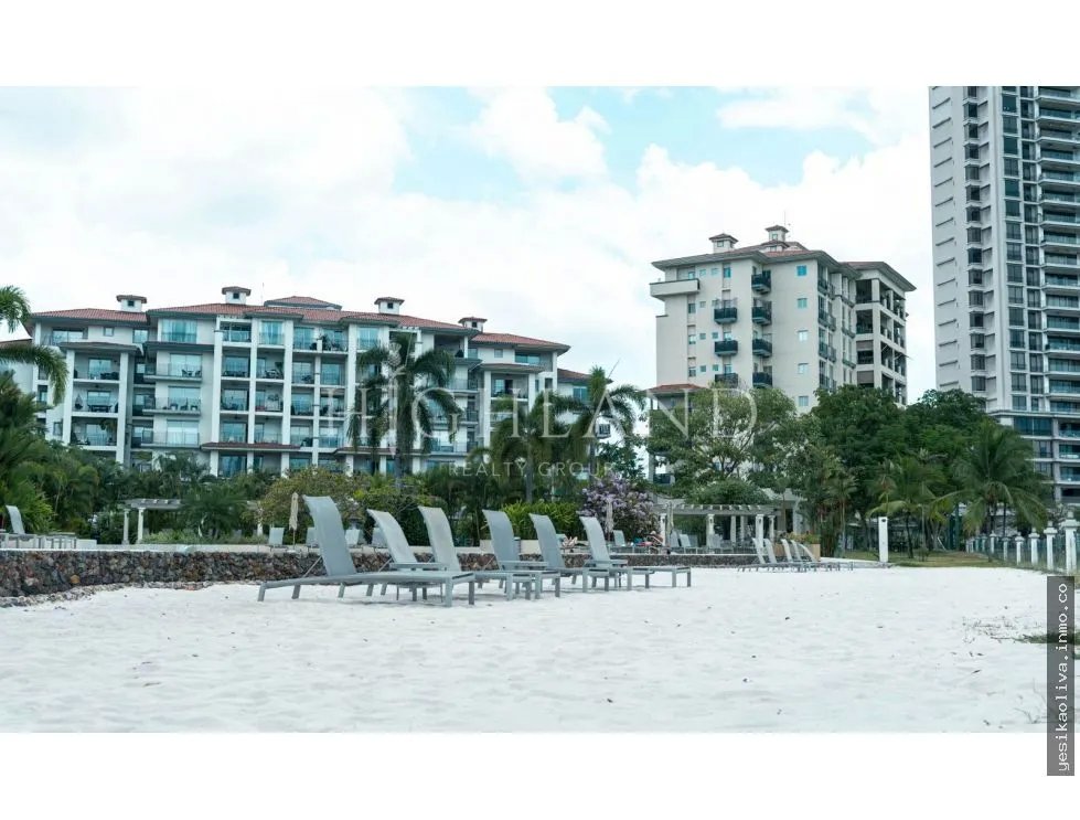 Apartment for Sale Located in Santa Maria