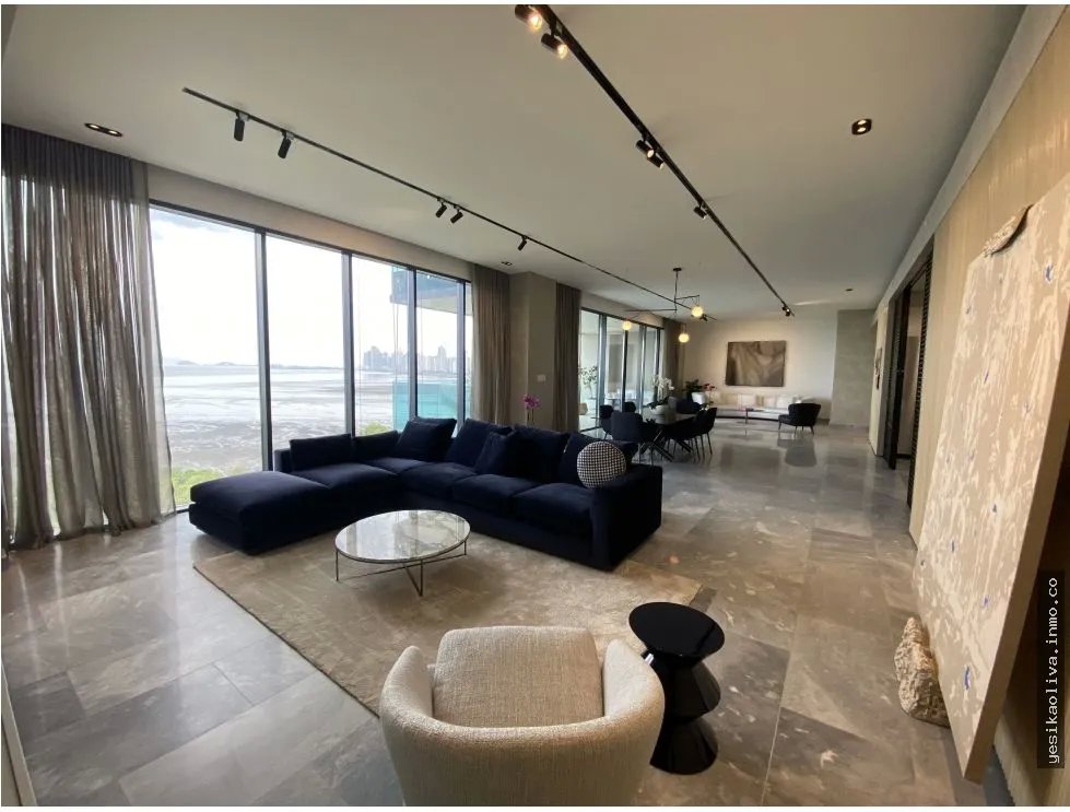 Luxury Oceanfront Apartments, Costa del Este