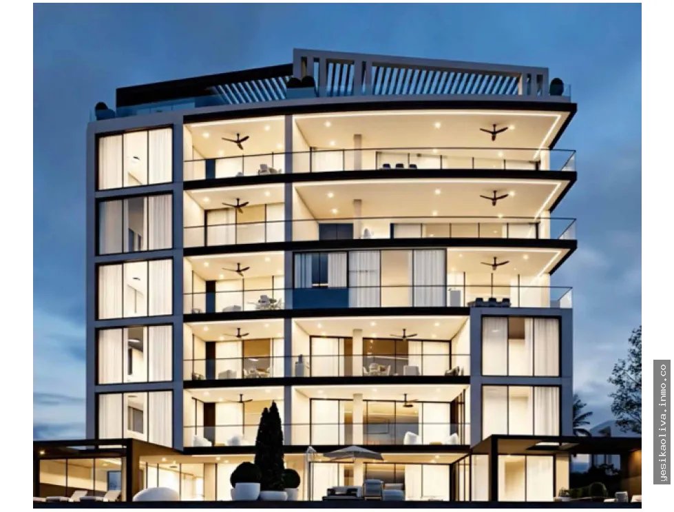 Luxury Oceanfront Apartment Sale - Ocean Reef