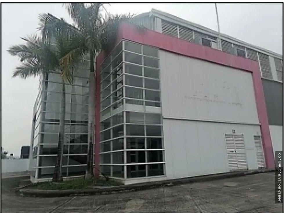 Oportunidad única, Santa María Business Park: Edificio en Corredor Sur