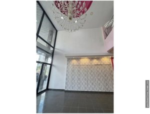 Alquiler de local comercial en Plaza Obarrio