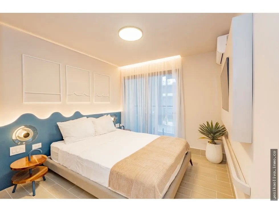 Apartment for Sale on Avenida Balboa