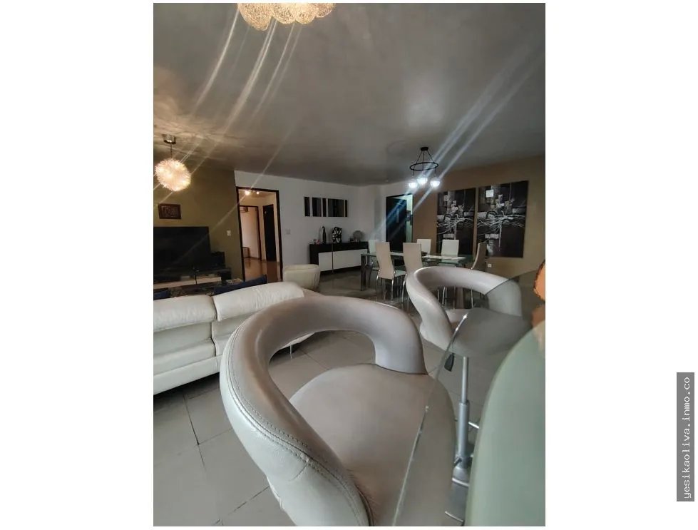 Furnished Apartment Rental in Obarrio, High Floor (NEGOTIABLE)