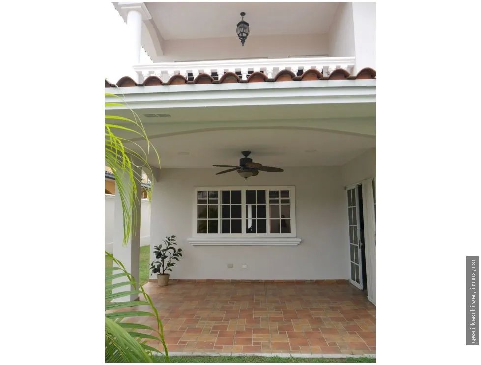 SE VENDE CASA RAINFOREST VILLAS CONDADO DEL REY