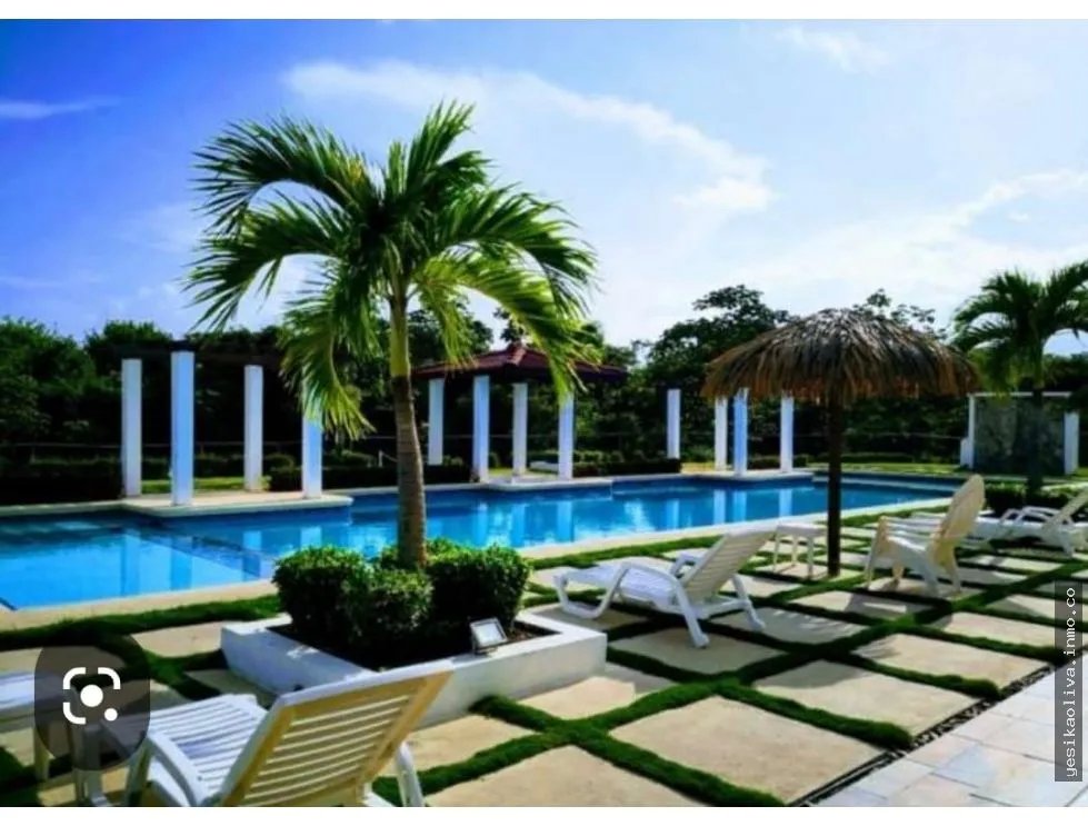 Se vende casa en el Higo de San Carlos