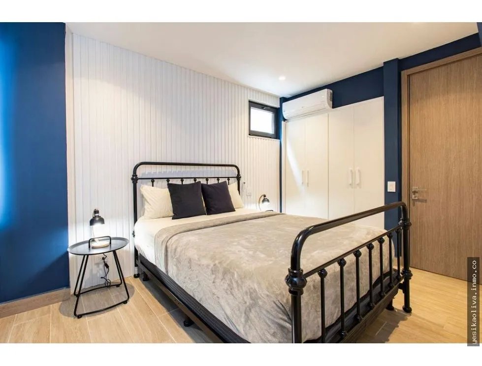 SALE OF FURNISHED APARTMENT IN CASCO VIEJO
