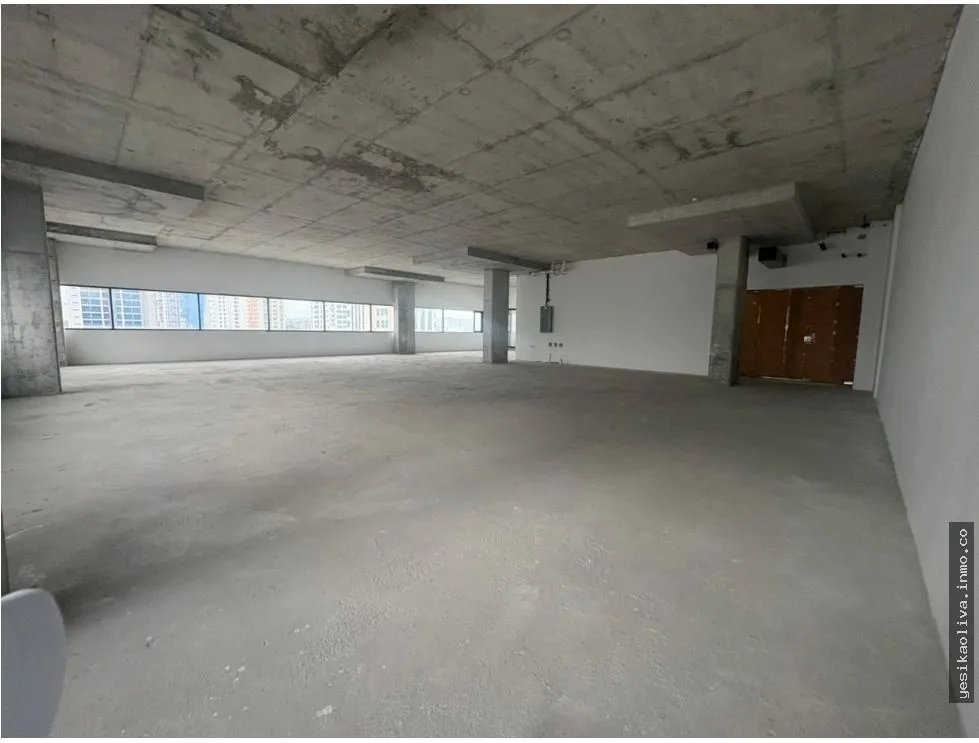 Commercial Space Rental in San Francisco - Raw Construction
