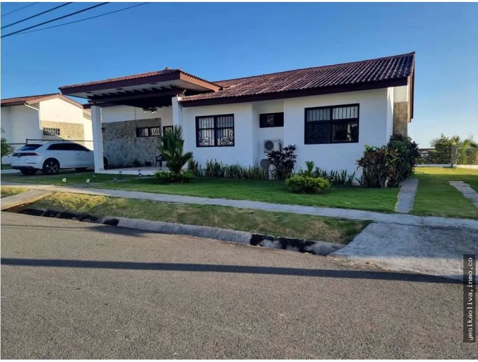 House for Sale in El Higo de San Carlos