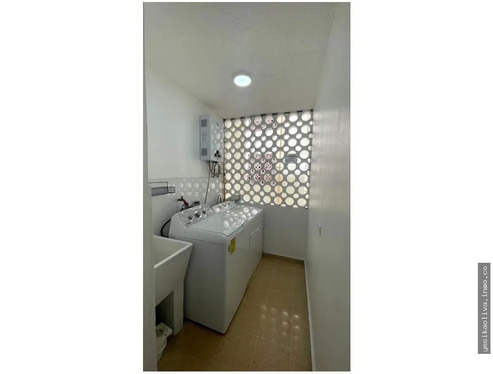 Apartment Rental on Via Porras