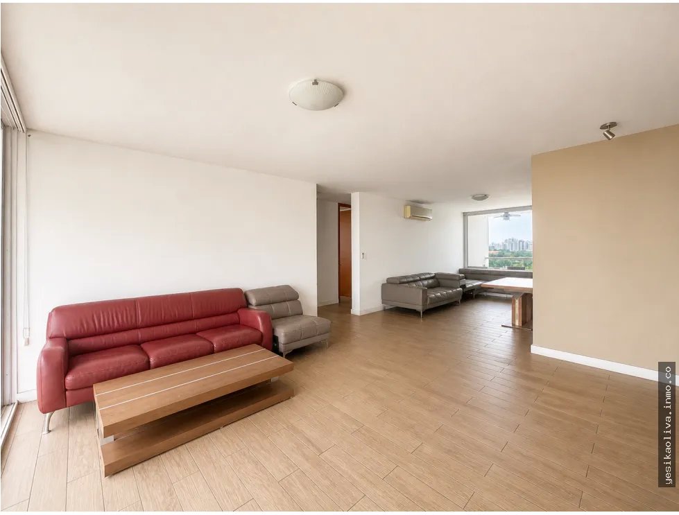 Sale of Apartment in Altos del Golf