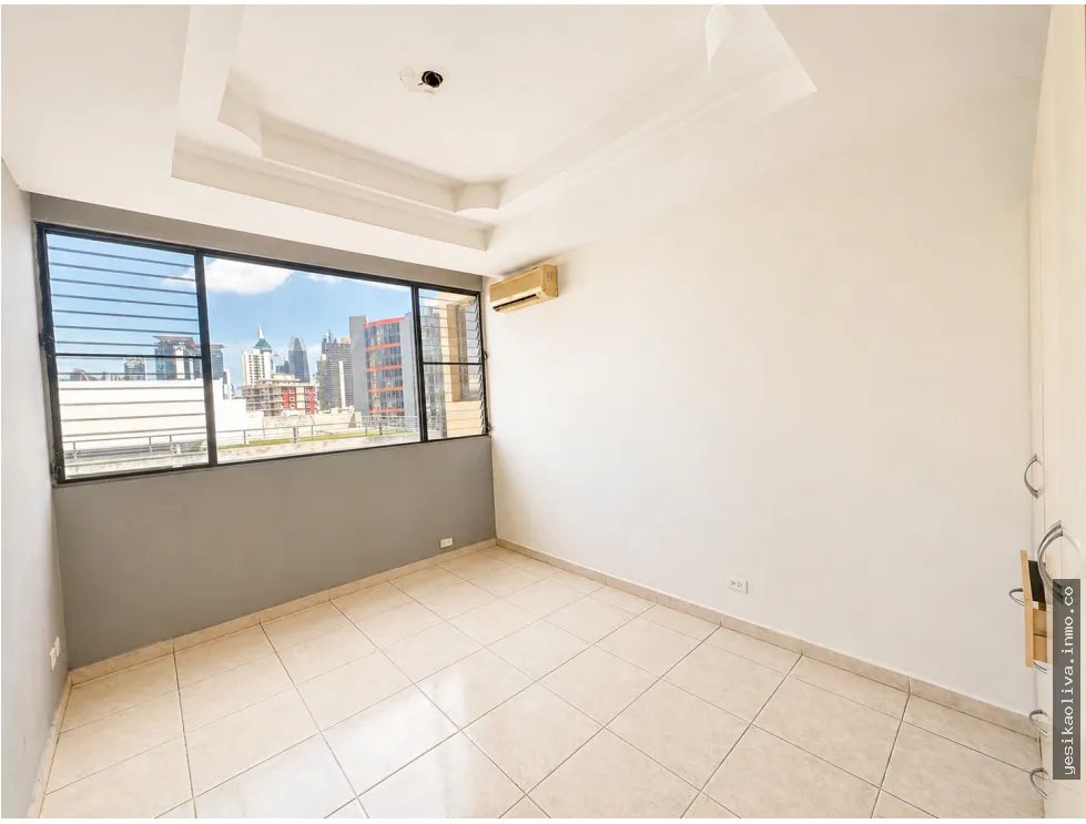 Apartment for Sale in El Carmen