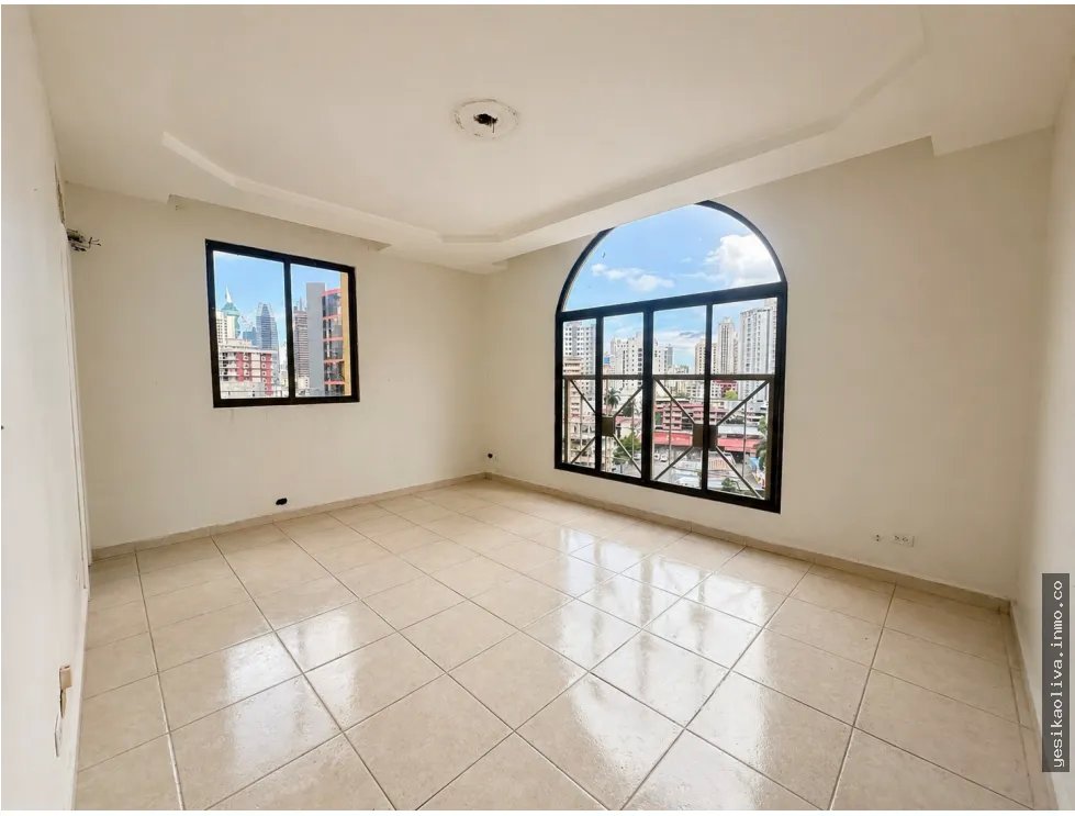 Apartment for Sale in El Carmen