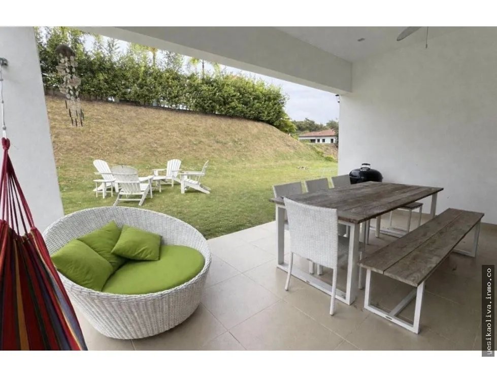 Sale or Rental of Residence in San Carlos