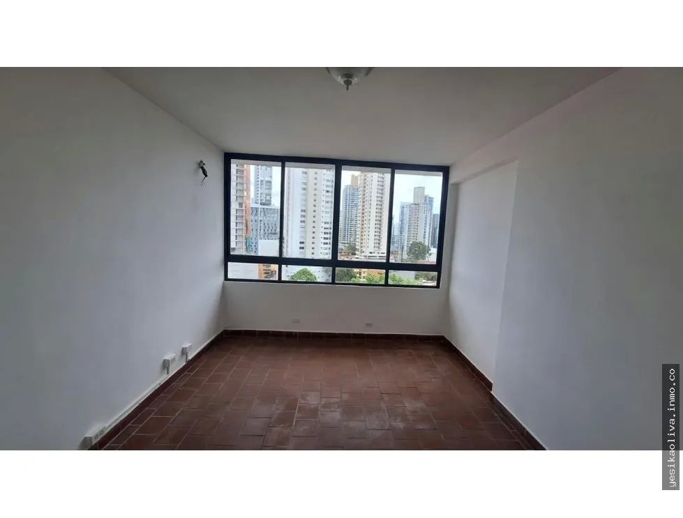 Sale of Apartment on Vía Porras / San Francisco