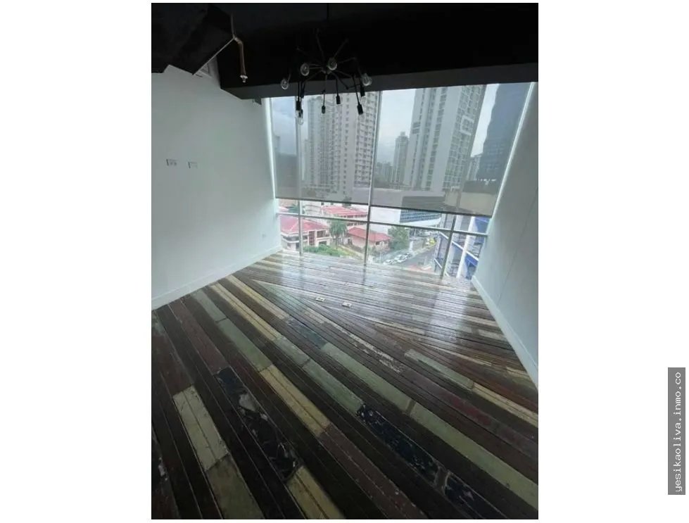 Venta de local/oficina en Área Bancaria Bella Vista