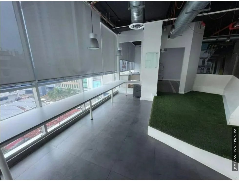 Sale of Office/Commercial Space in Banking Area Bella Vista