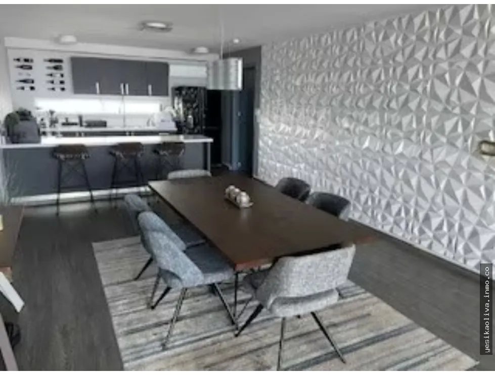 Sale of Oceanfront Apartment in Coco del Mar