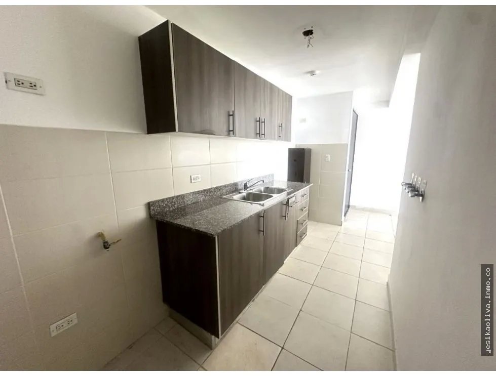 Sale of Apartment in Pueblo Nuevo / La Pulida