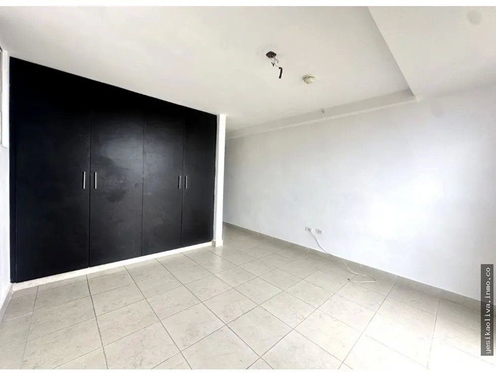 Sale of Apartment in Pueblo Nuevo / La Pulida
