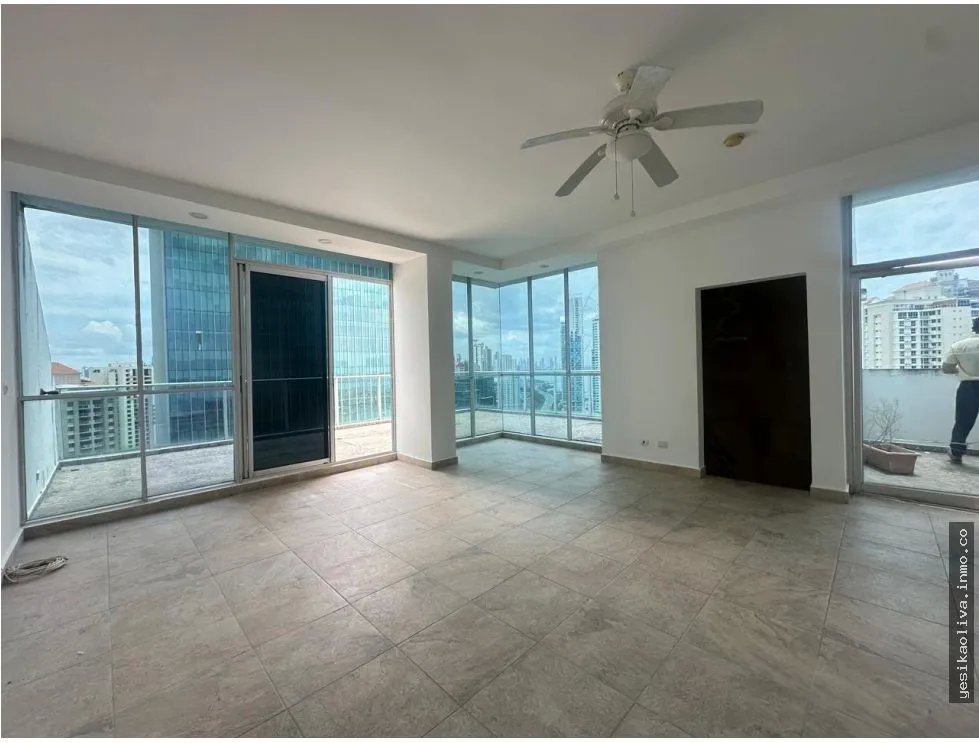 Venta de apartamento penthouse en Punta Pacífica