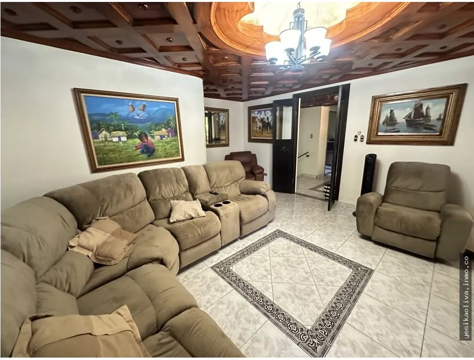 Venta de Casa amoblada en Las Cumbres
