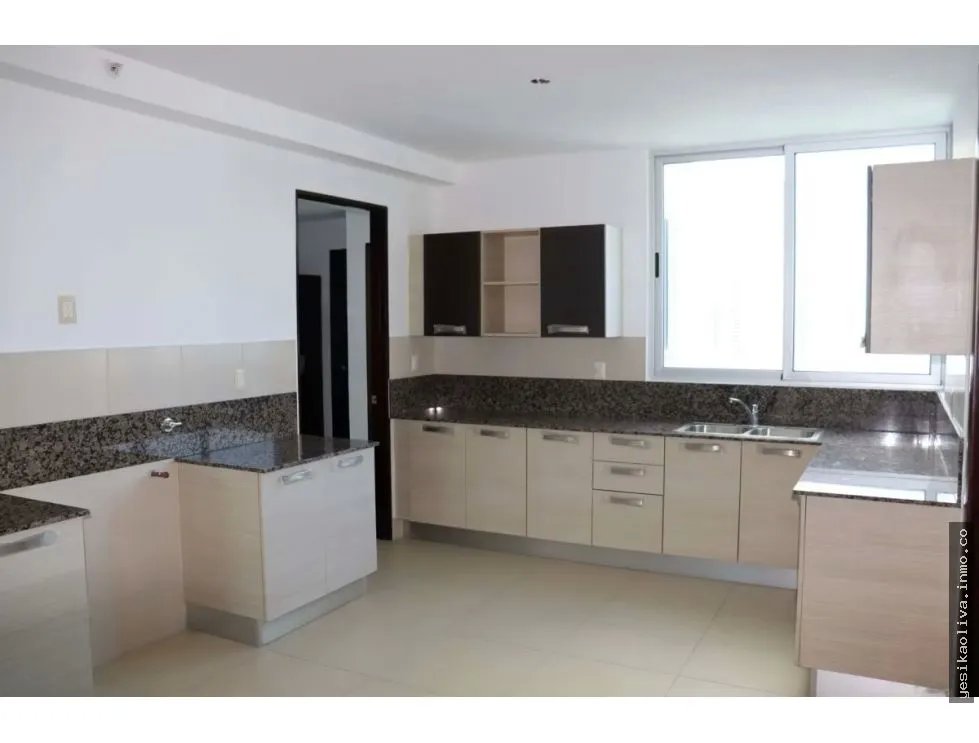 Venta de apartamento en Costa del este