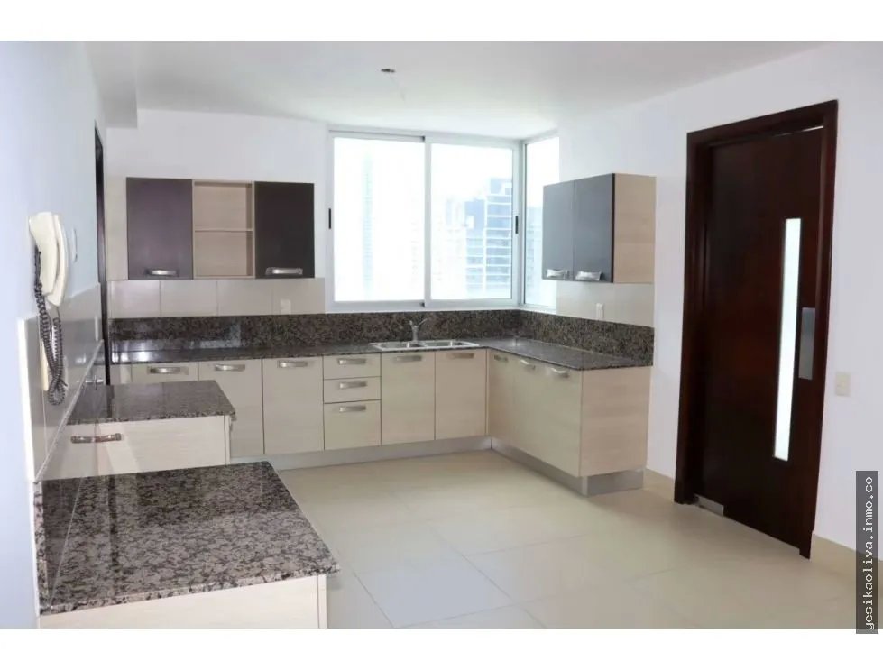 Venta de apartamento en Costa del este
