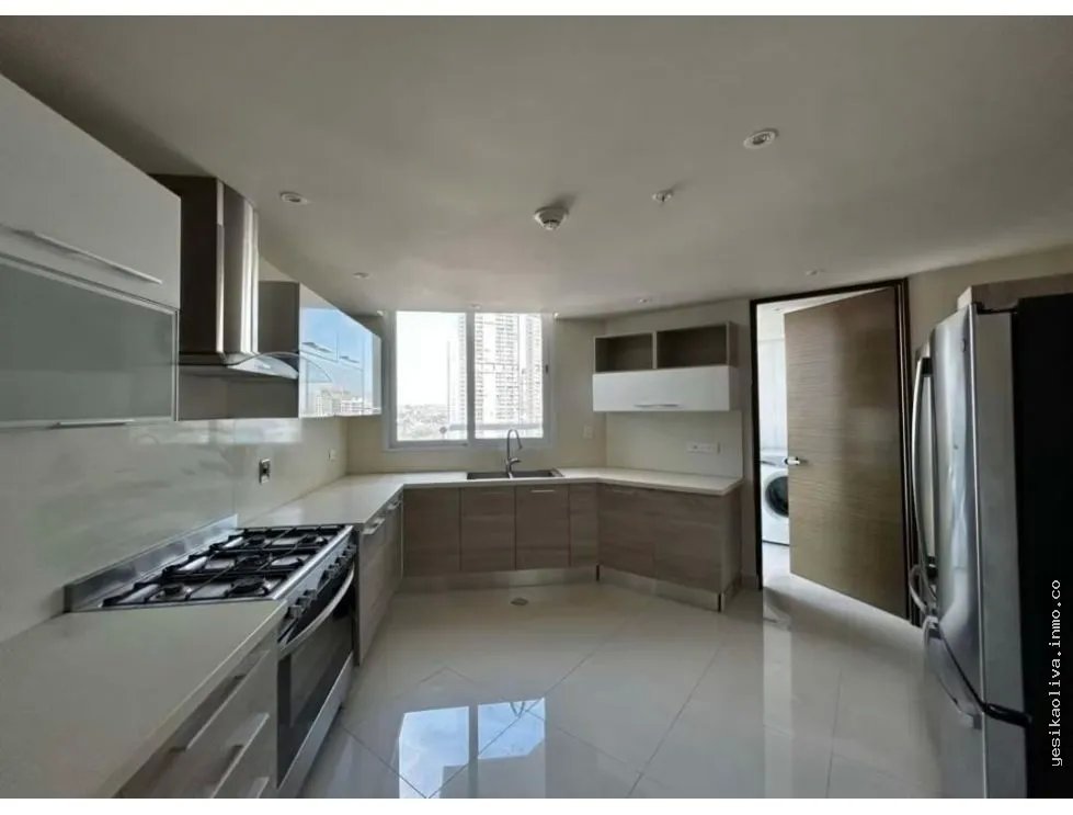 Venta de Apartamento Amoblado Costa del Este