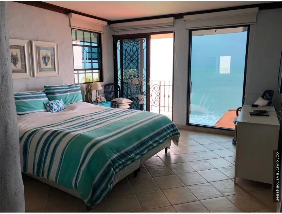 Beachfront Residence Rental in Costa Esmeralda