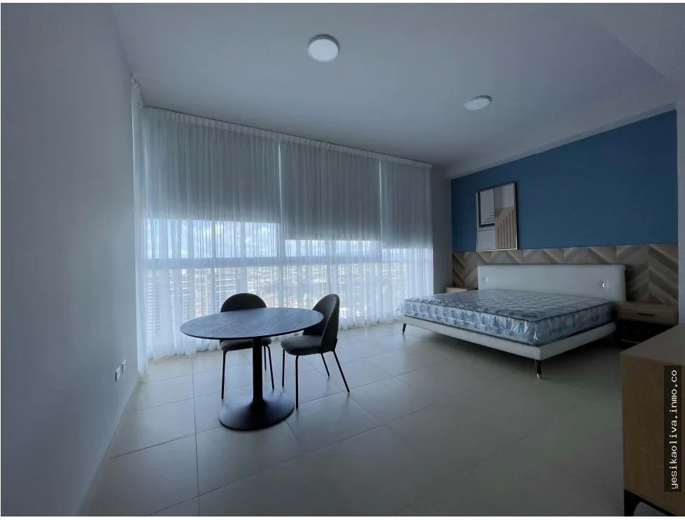 Alquiler de Apartamento Amoblado en Costa Del Este
