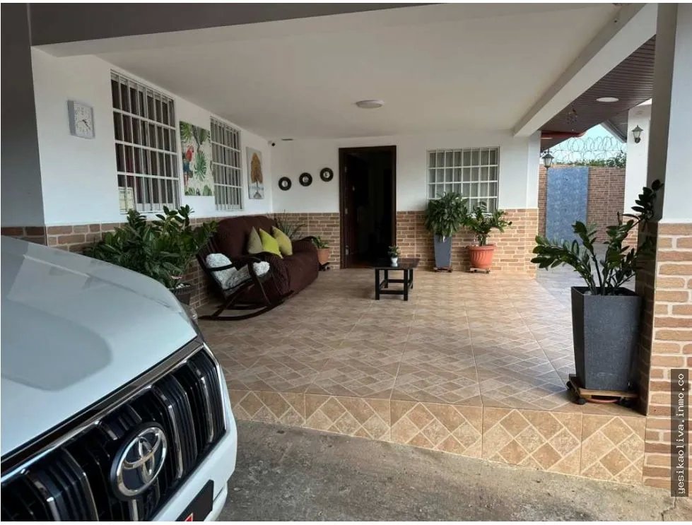 Venta de casa en Tocumen