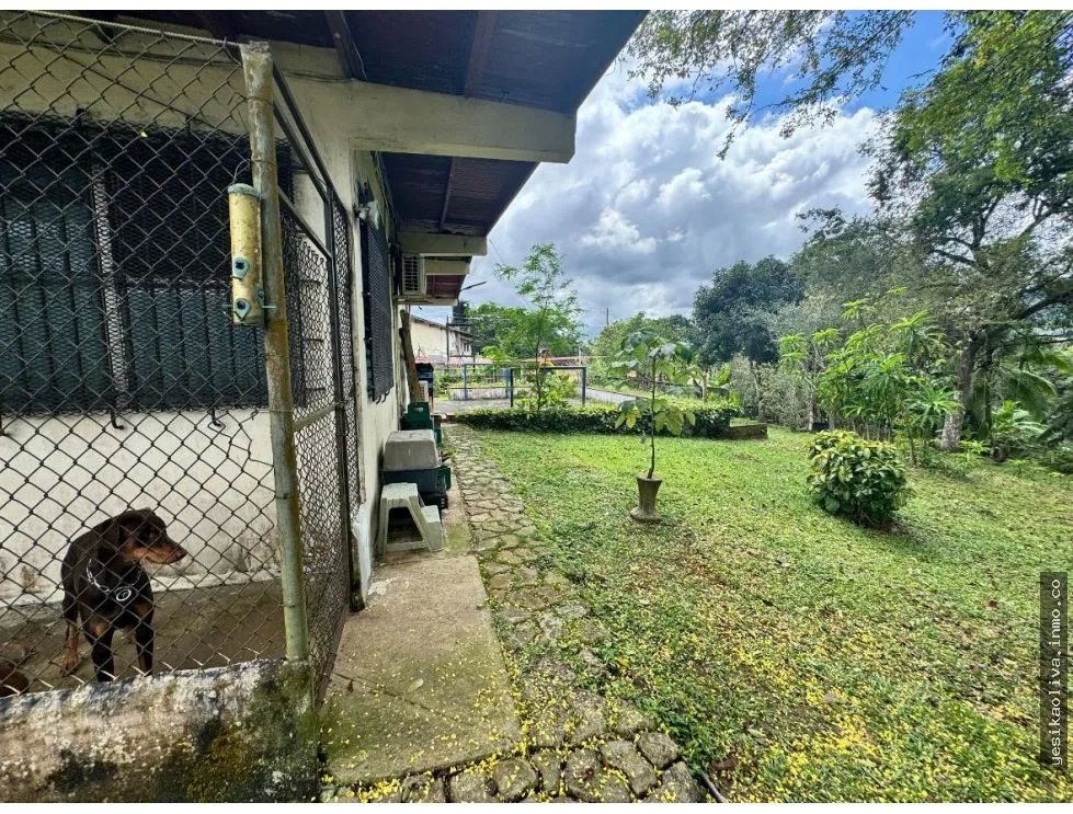 Venta de Residencia con potencial comercial en Las Cumbres