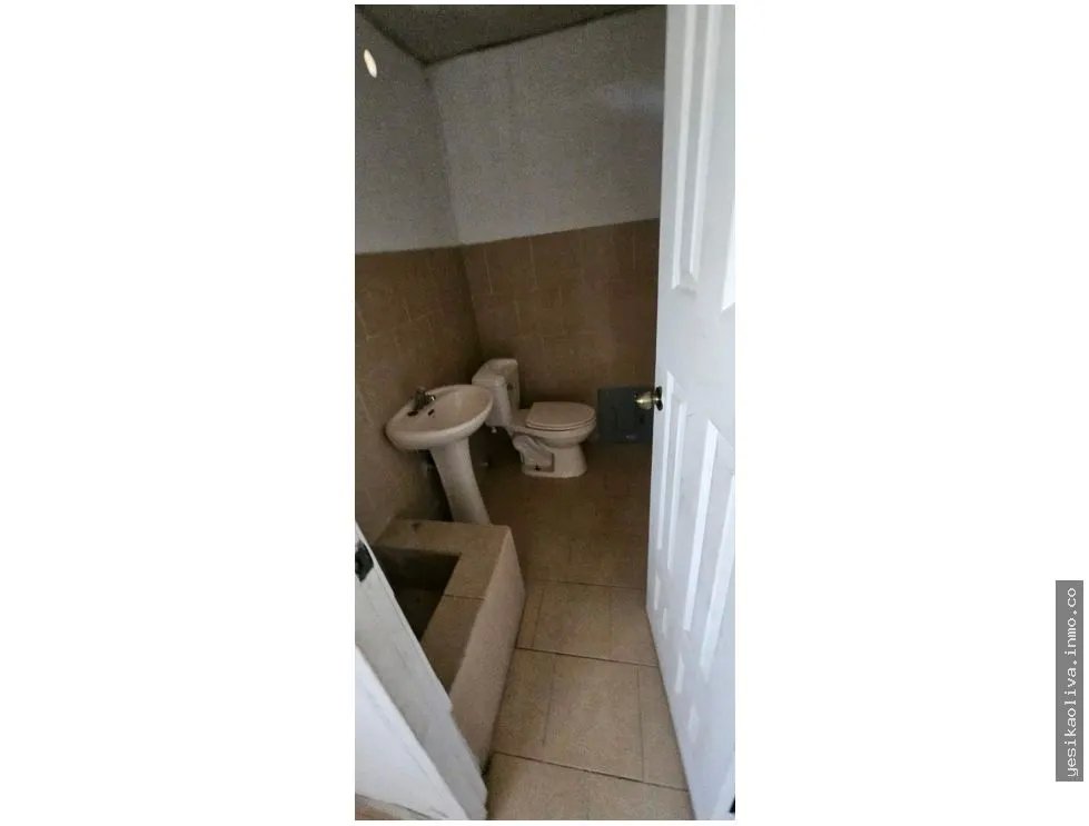 Alquiler de local comercial en Mañanitas