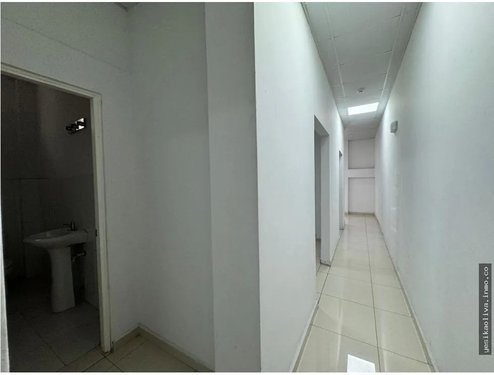 Venta de Plaza Comercial en Parque Lefevre