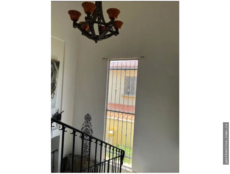 Venta de Residencia Paseo Dorado