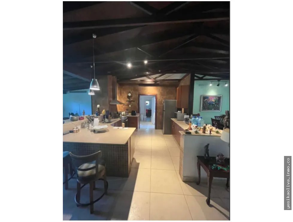 Venta de Residencia Llanos de Curundú