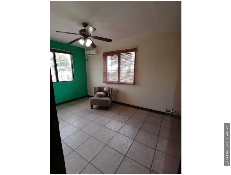 Venta de Residencia Villa Lucre