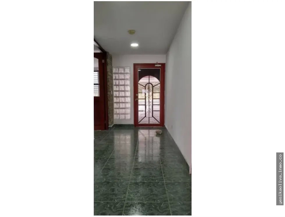 Venta de Residencia Las Cumbres