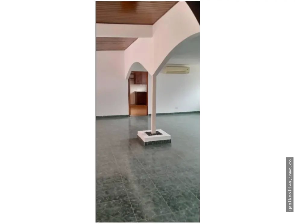 Venta de Residencia Las Cumbres