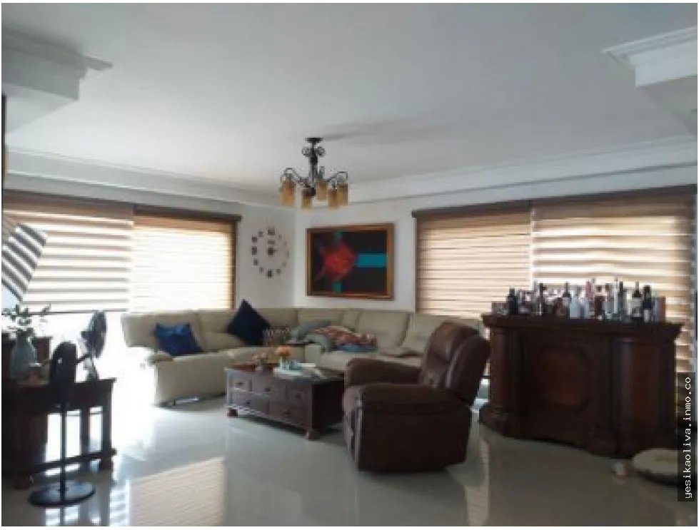 Venta de Residencia Altos del Golf