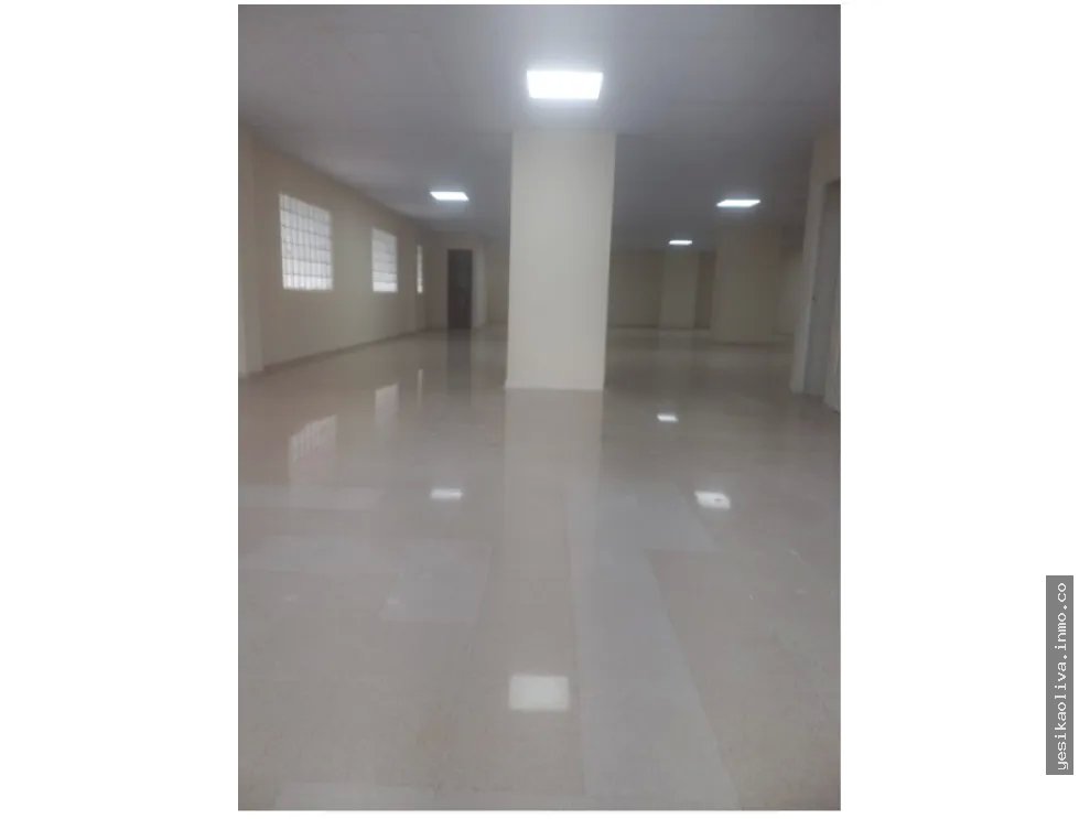 Commercial Space Rental on Via España