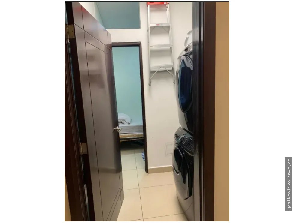 Venta de Apartamento Amoblado Avenida Balboa