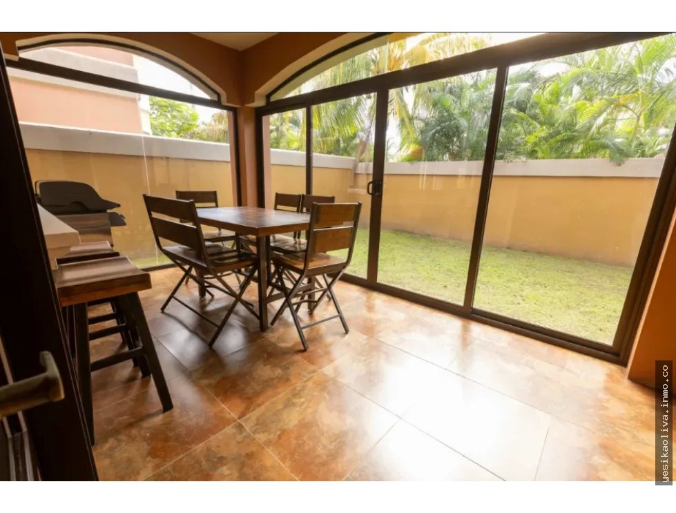Venta de Residencia Costa Sur