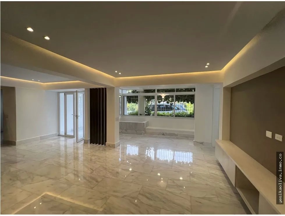 Residential Sale at Altos del Golf