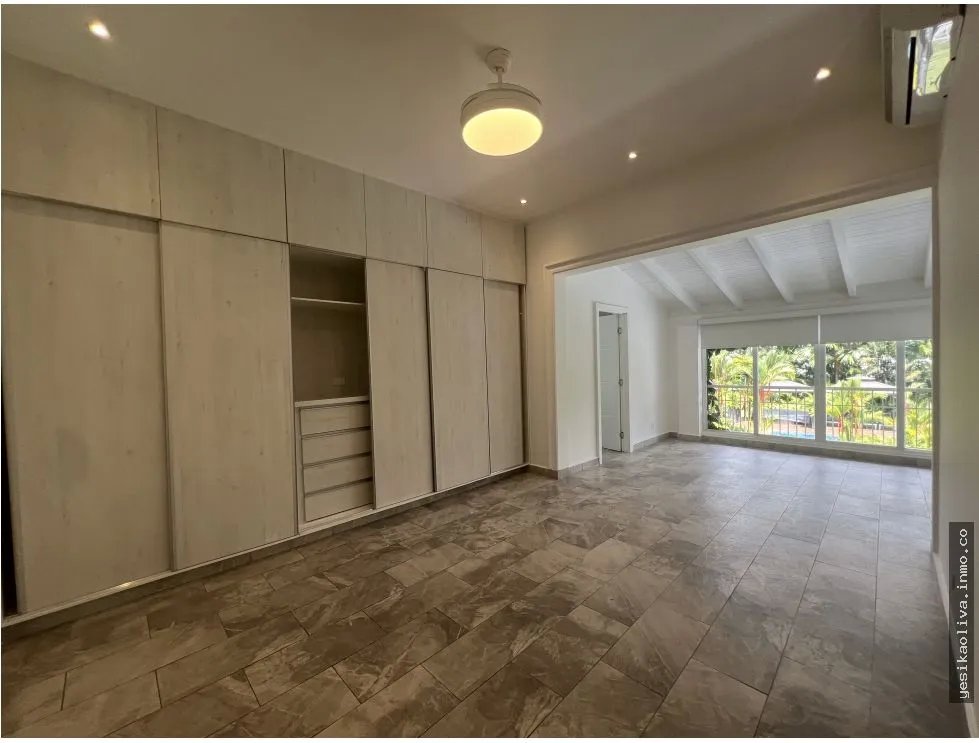 Venta de Residencial Altos del Golf