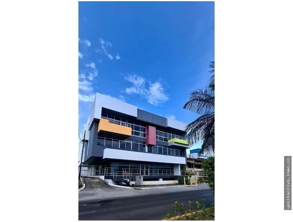 Building Sale in Chitré