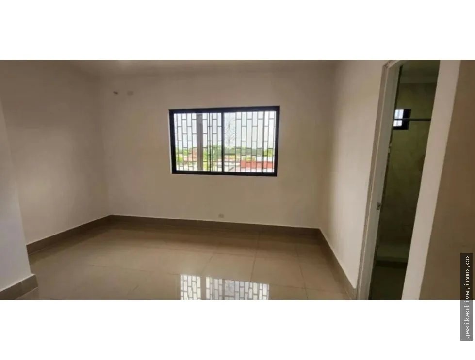 Sale of Residence in Las Acacias