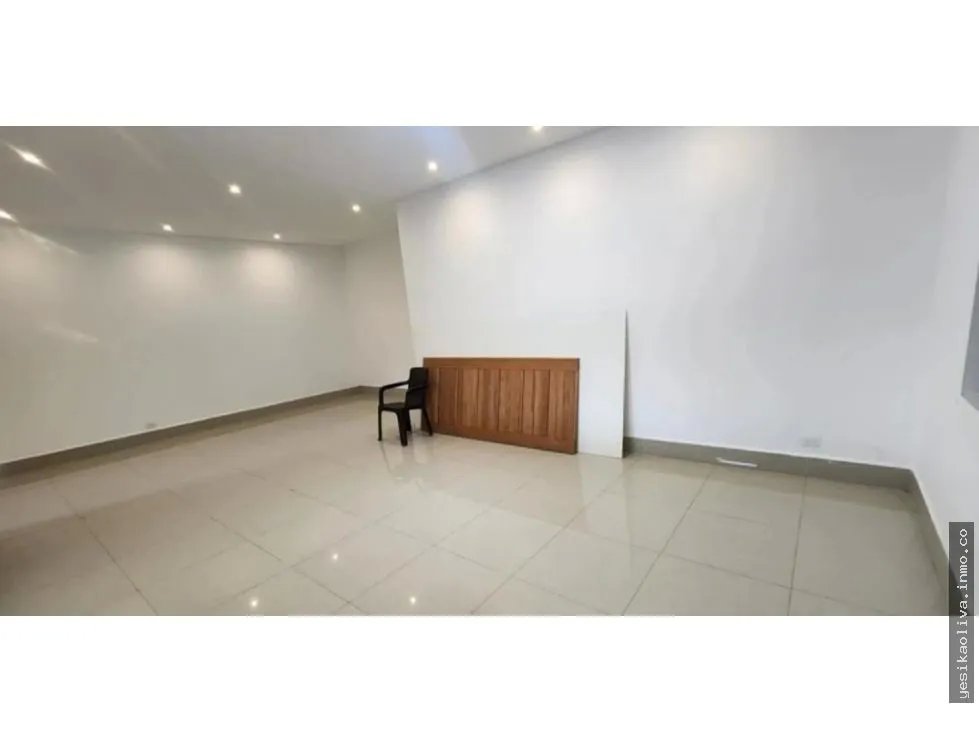 Venta de Residencia en Las Acacias