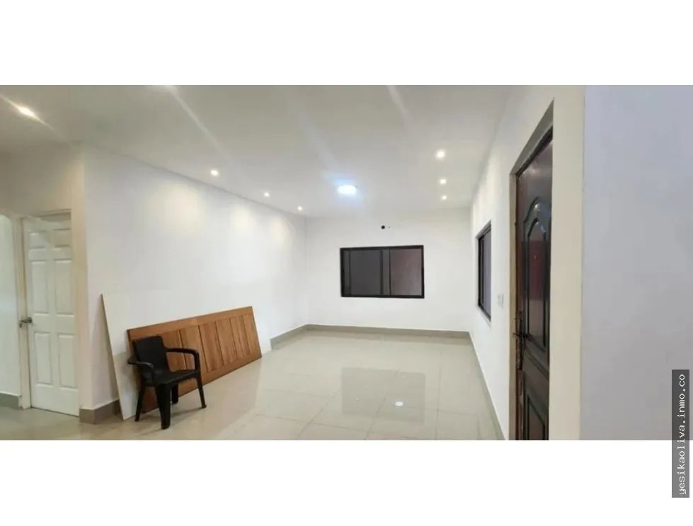 Venta de Residencia en Las Acacias