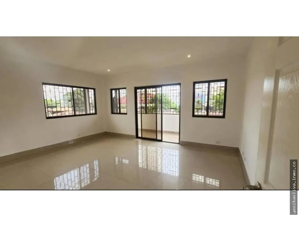 Venta de Residencia en Las Acacias
